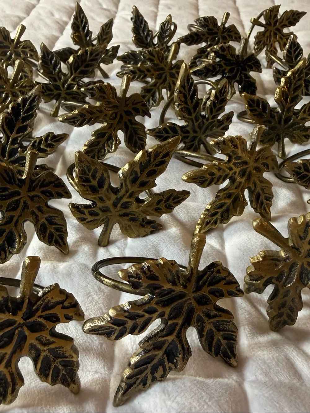VTG Antique Brass Maple Leaf Napkin Rings Bulk Lot of 23 Fall Thanksgiving Decor